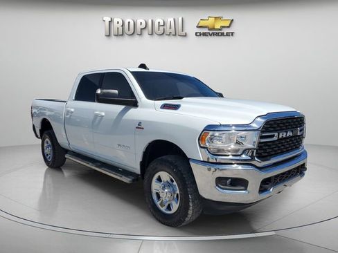 Used 2022 RAM 2500 Big Horn w/ Cold Weather Group AWD/4WD image 7