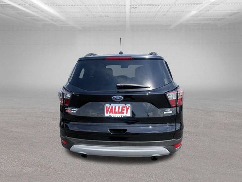 Certified 2018 Ford Escape SE w/ SE Sync 3 Package FWD image 6
