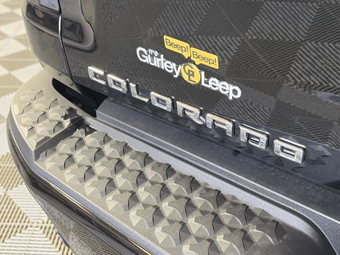 Used 2025 Chevrolet Colorado Trail Boss AWD/4WD image 15