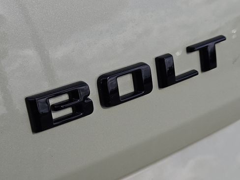 New 2027 Chevrolet Bolt LT w/ Comfort Package FWD image 8