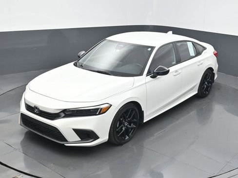 Certified 2024 Honda Civic Sport image 9