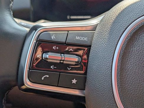 Certified 2024 Kia Sorento S FWD image 29