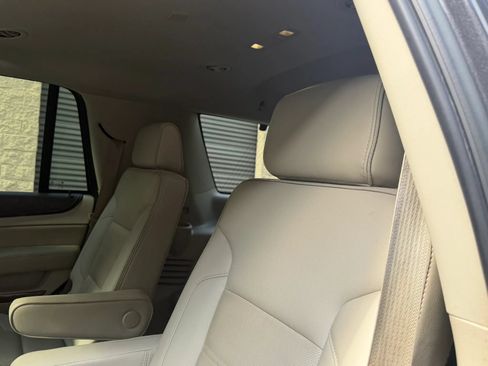 Used 2017 GMC Yukon Denali w/ Open Road Package RWD image 33