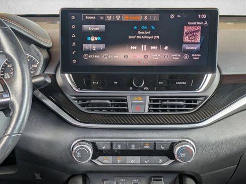 Used 2023 Nissan Altima 2.5 SR w/ SR Premium Package image 15