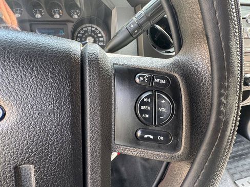 Used 2016 Ford F250 XL w/ Power Equipment Group AWD/4WD image 24
