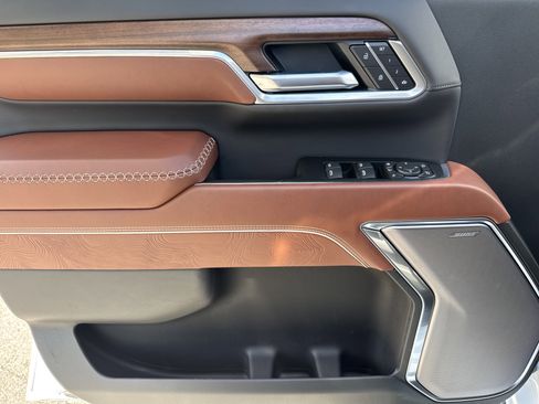 New 2026 GMC Sierra 2500 Denali Ultimate image 14