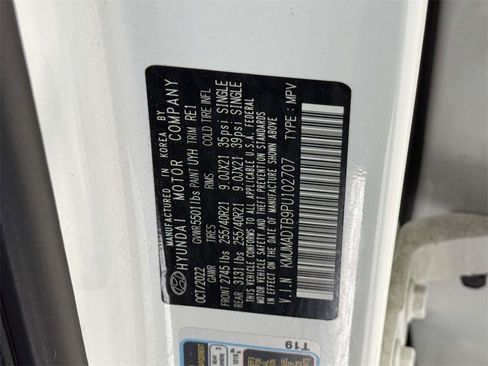 Used 2023 Genesis GV70 2.5T w/ Sport Prestige Package image 12