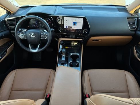 Used 2024 Lexus NX 350 AWD image 9
