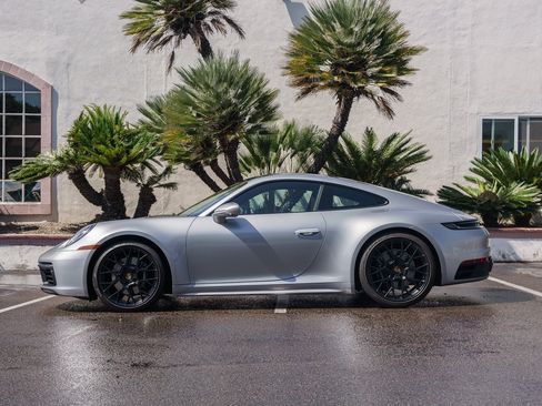 Used 2022 Porsche 911 Carrera 4S image 12