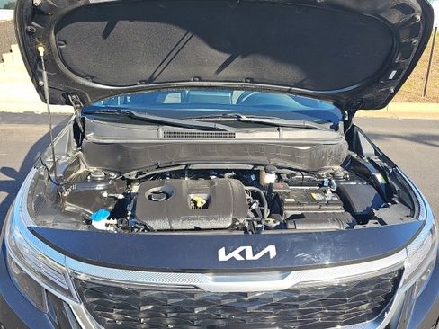 Certified 2023 Kia Seltos S w/ Navigation Package image 3