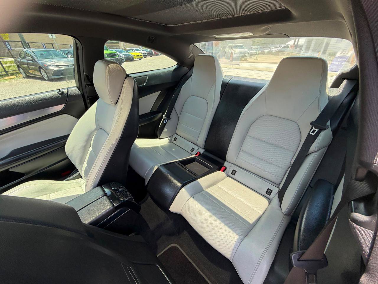 Used 2012 Mercedes-Benz C 250 Coupe image 8
