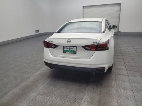 Used 2025 Nissan Altima 2.5 SR FWD image 7
