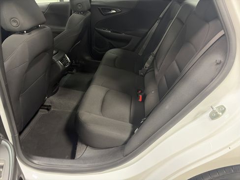 Used 2024 Chevrolet Malibu LT FWD image 25