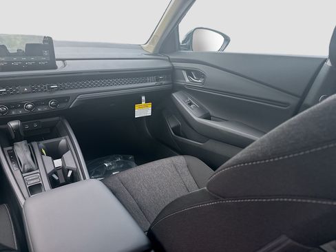 New 2026 Honda Accord SE image 18