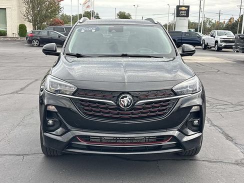 Used 2022 Buick Encore GX Essence w/ Advanced Technology Package AWD/4WD image 3