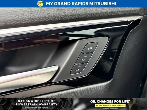 New 2026 Mitsubishi Outlander SEL Black Edition AWD/4WD image 35