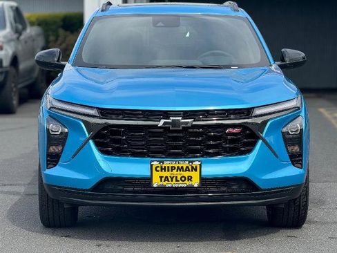 New 2025 Chevrolet Trax RS w/ Sunroof Package image 15