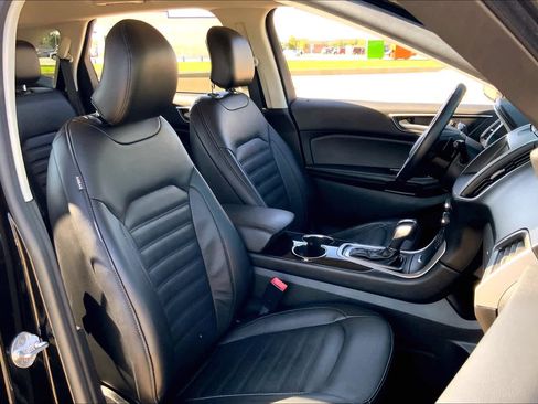 Used 2016 Ford Edge SEL w/ Equipment Group 201A image 8