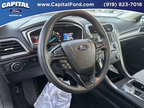 Used 2018 Ford Fusion S image 23