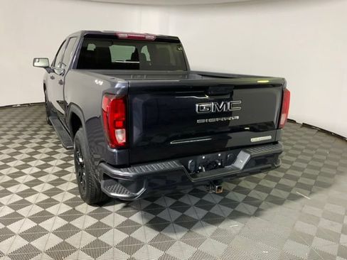 Used 2023 GMC Sierra 1500 Elevation w/ LPO, Elevation Black Package AWD/4WD image 9