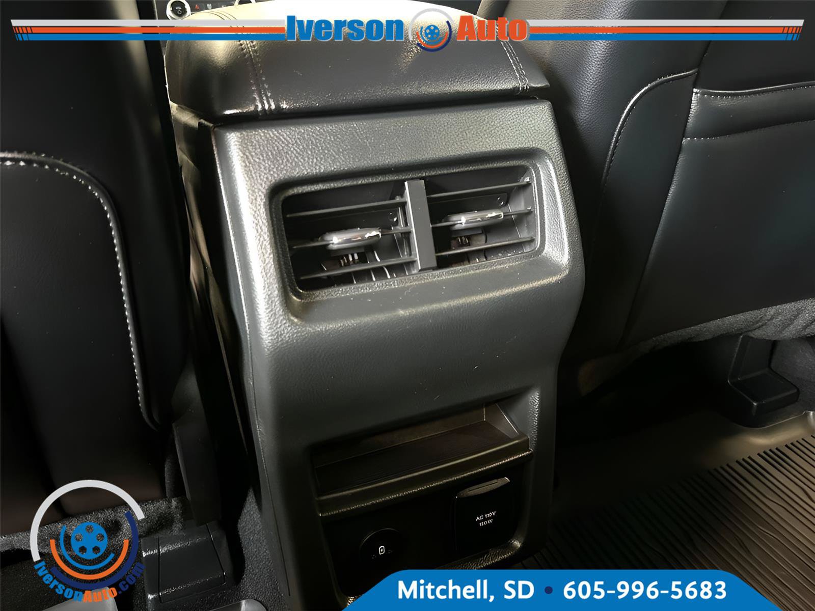 Used 2024 Ford Edge SEL w/ Convenience Package AWD/4WD image 39