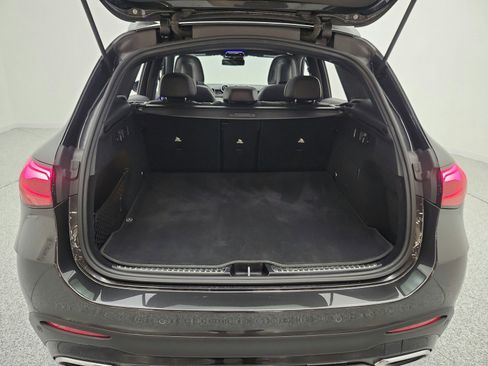 Used 2023 Mercedes-Benz GLC 300 image 22