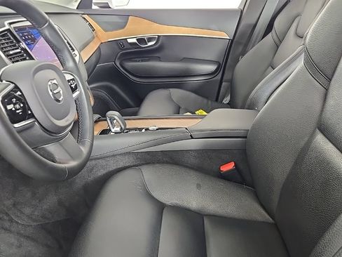 Certified 2023 Volvo XC90 B6 Plus AWD/4WD image 22