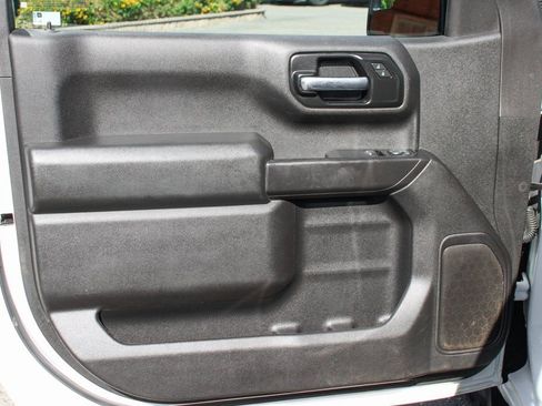 Used 2020 GMC Sierra 1500 2WD Regular Cab w/ Fleet Convenience Package image 17