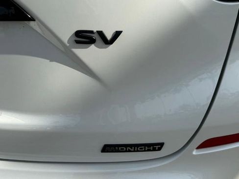 Certified 2024 Nissan Murano SV w/ SV Midnight Edition Package image 8