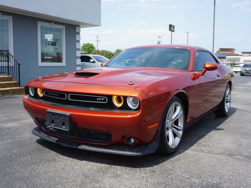 Used 2022 Dodge Challenger GT w/ Plus Package RWD image 1