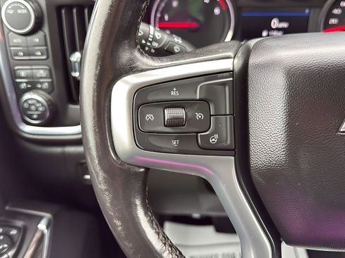 Used 2022 Chevrolet Silverado 2500 LTZ w/ LTZ Convenience Package image 32