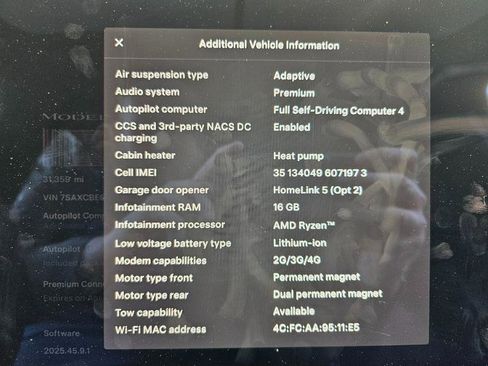 Used 2023 Tesla Model X Plaid image 4