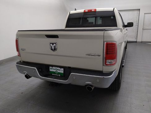 Used 2017 RAM 1500 Laramie w/ Convenience Group image 7