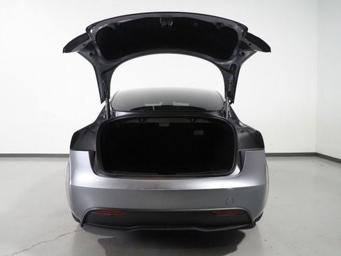 Used 2025 Tesla Model 3 Long Range image 46