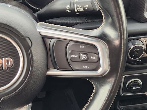 Used 2021 Jeep Gladiator Overland w/ Popular Equipment Package image 29