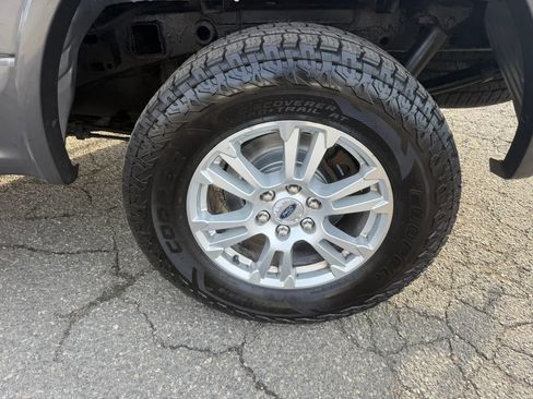 Used 2015 Ford F150 Lariat AWD/4WD image 9