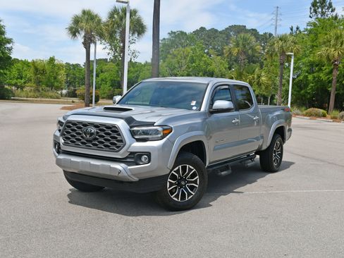 Certified 2022 Toyota Tacoma TRD Sport w/ TRD Premium Sport Package AWD/4WD image 6