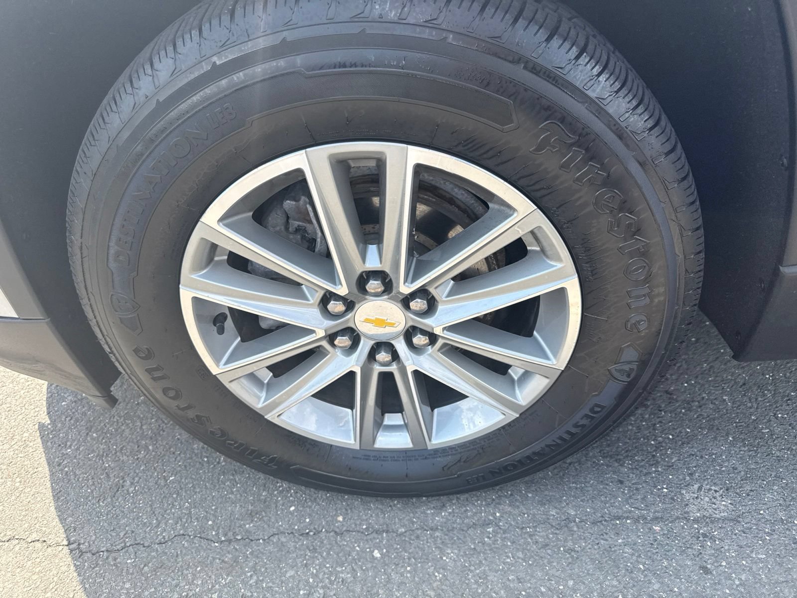 Used 2022 Chevrolet Traverse LT AWD/4WD image 11