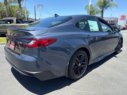 New 2026 Toyota Camry SE FWD image 12