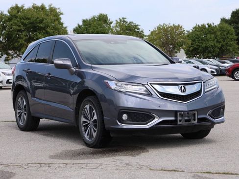 Used 2017 Acura RDX w/ Advance Package AWD/4WD image 4