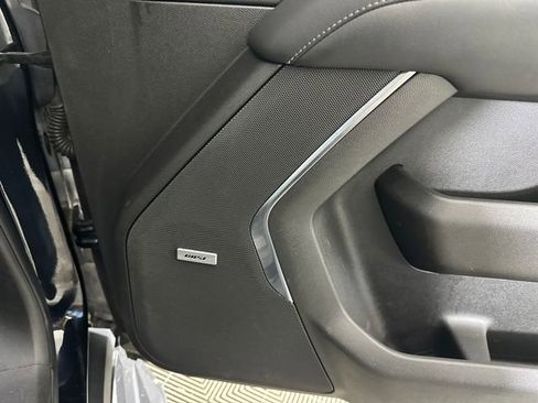 Used 2021 Chevrolet Tahoe LT w/ LT Signature Package image 29