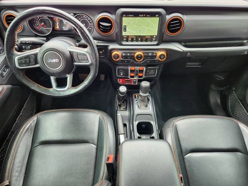 Used 2022 Jeep Gladiator Mojave w/ Cold Weather Group AWD/4WD image 9