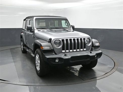 Used 2020 Jeep Wrangler Unlimited Sport S image 22