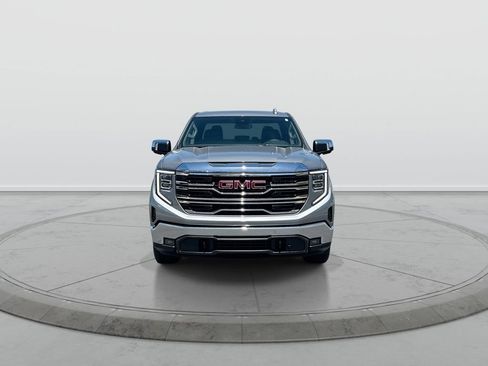 New 2026 GMC Sierra 1500 SLT AWD/4WD image 3