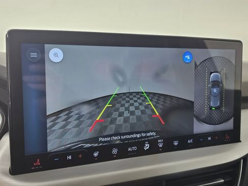 Used 2024 Ford Escape Platinum image 29