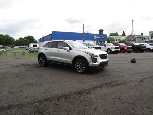 Used 2019 Cadillac XT4 Sport AWD/4WD image 36