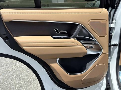 New 2026 Land Rover Range Rover SE AWD/4WD image 11