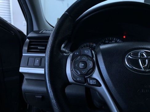 Used 2013 Toyota Camry SE image 25