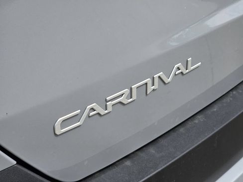 New 2026 Kia Carnival EX FWD image 7