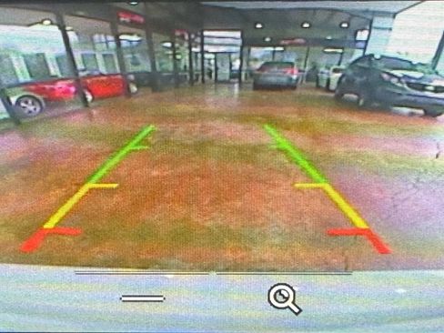 Used 2018 Ford Fiesta SE image 16